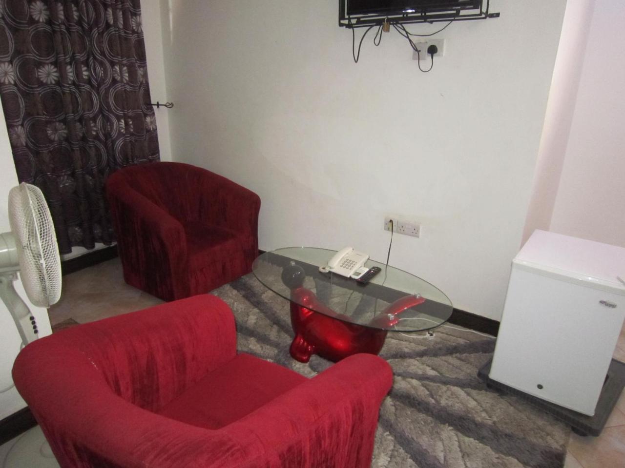 Jakicha Motel Dar es Salaam Exterior foto
