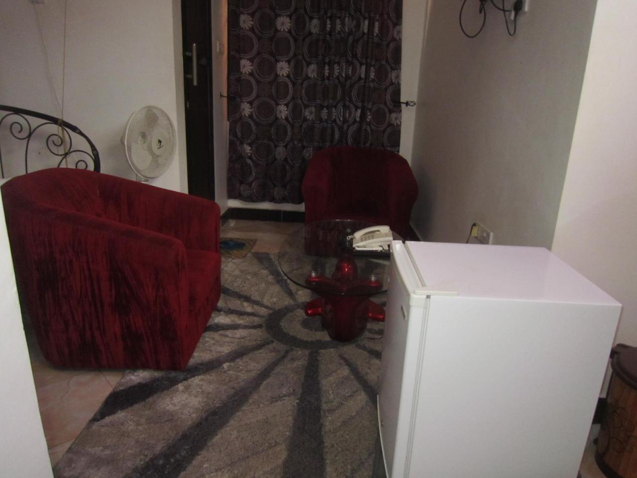 Jakicha Motel Dar es Salaam Exterior foto